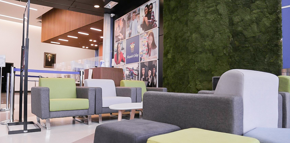 A picture of the couches in the student lobby