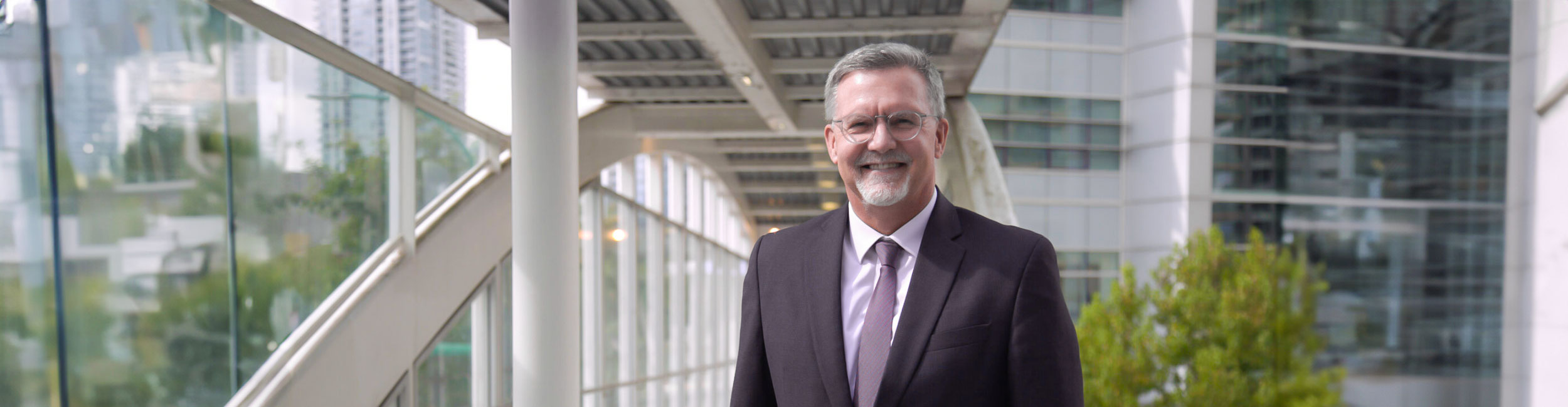 Dean of Alexander College, Steve Roe
